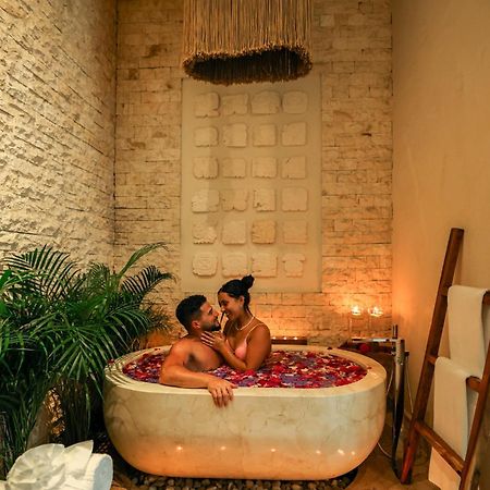 Olbil Hotel Boutique Вальядолид Экстерьер фото